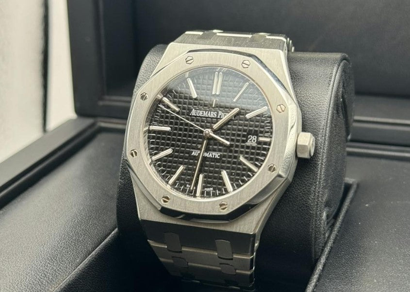 Audemars Piguet - Royal Oak 15400st Black  15400st